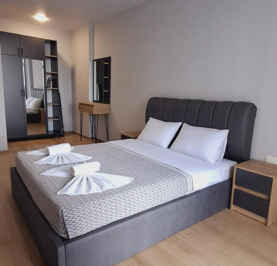 Large Cozy Apartment In White Sails Near The Pool Batumi