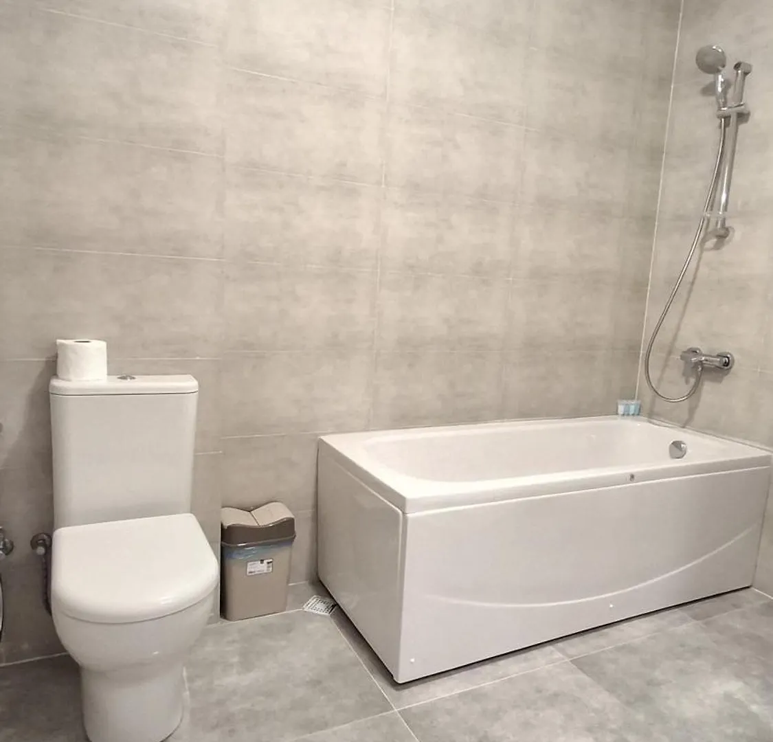 Large Cozy Apartment In White Sails Near The Pool Batumi